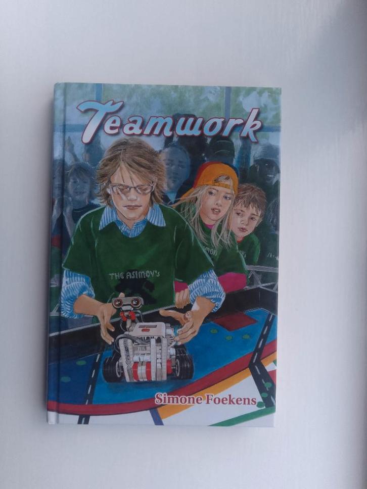 Teamwork - Simone Foekens, Boeken, Godsdienst en Theologie, Zo goed als nieuw, Christendom | Protestants, Ophalen of Verzenden