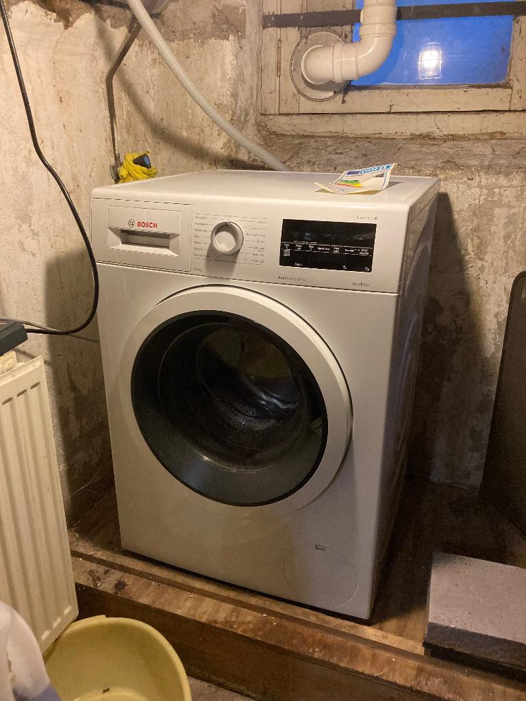 Bosch WAT284B2NL wasmachine A+++, Witgoed en Apparatuur, Wasmachines, Gebruikt, Voorlader, 8 tot 10 kg, 85 tot 90 cm, 1200 tot 1600 toeren