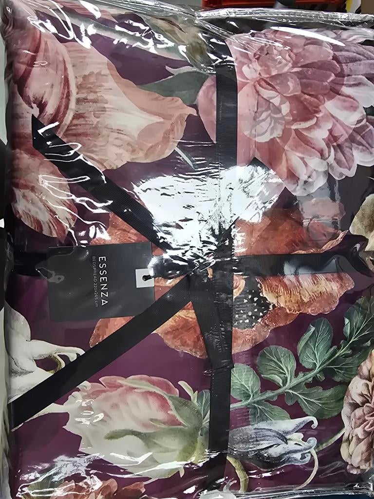 Essenza Claire Cherry Bedsprei 220x265 cm - Nieuw, Ophalen of Verzenden