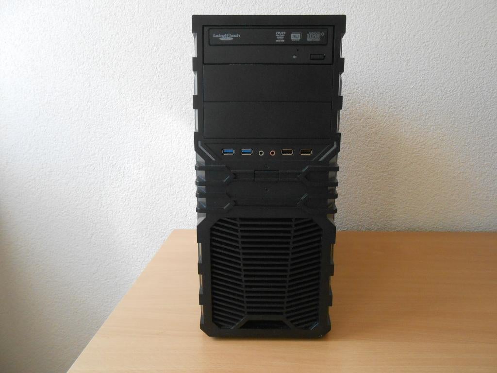 Computer behuizing met onderdelen, Ophalen, Gebruikt