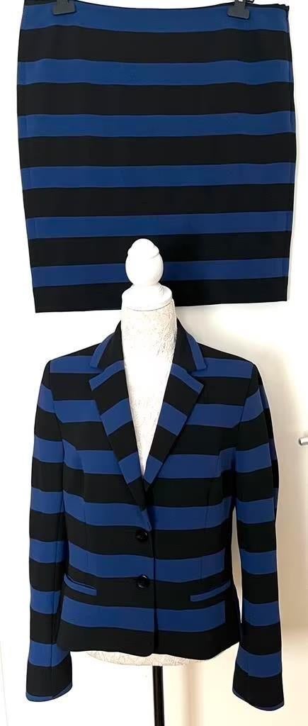 Claudia Strater jasje met bijp. Rok maat 44[dmv]