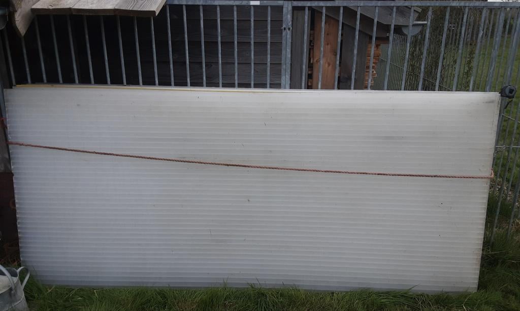 Kanaalplaten 32 mm opaal, Ophalen