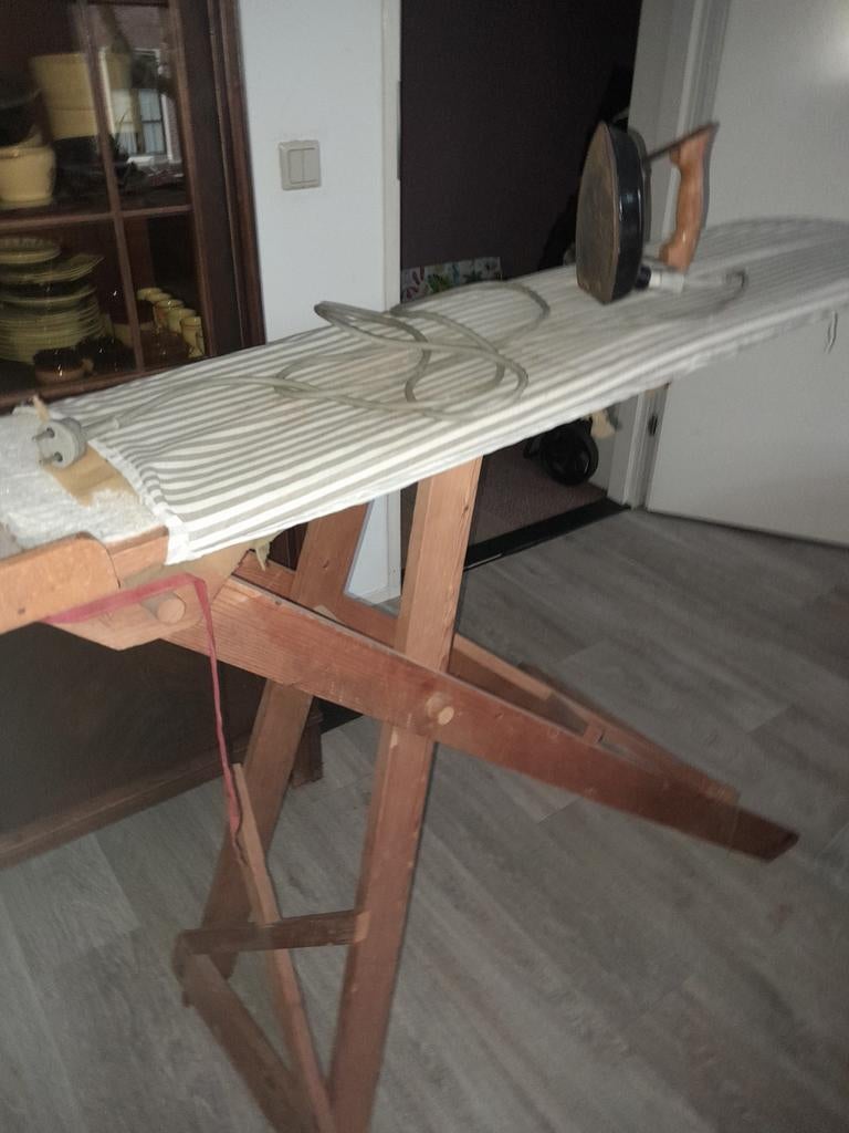 Vintage brocante strijkplank met selecta strijkijzer, Ophalen