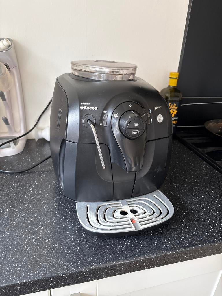 Philips Saeco XSmall Koffiebonen Apparaat - Compact & Vers, Witgoed en Apparatuur, Koffiezetapparaten, Stoompijpje, Gebruikt, Koffiemachine