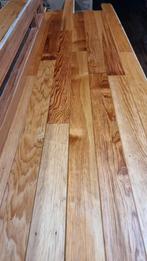 Grenen oude vloerdelen planken parket of massief gerecycled