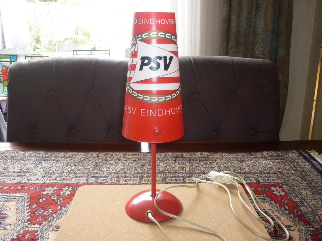 Mooie PSV lamp met stekker en schakelaar in zeer goede staat, Ophalen of Verzenden, Zo goed als nieuw, PSV, Overige typen