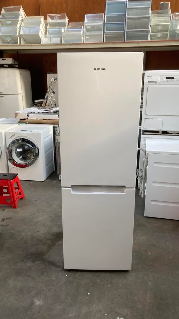 Samsung koelvriescombinatie nofrost, Witgoed en Apparatuur, Koelkasten en IJskasten, Ophalen, 200 liter of meer, Met aparte vriezer