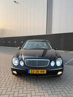 Mercedes-Benz E-Klasse 2.6 E240 Sedan AUT 2002 Zwart, Auto's, Mercedes-Benz, Automaat, Achterwielaandrijving, Beige, 2597 cc