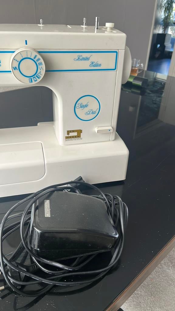 lewenstel naaimachine, Ophalen, Zo goed als nieuw, Naaimachine, Overige merken