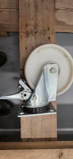 Hard kunsstof wielen, Doe-het-zelf en Verbouw, Zwenkwielen, Ophalen of Verzenden