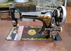 Mooi trap naaimachine, Ophalen