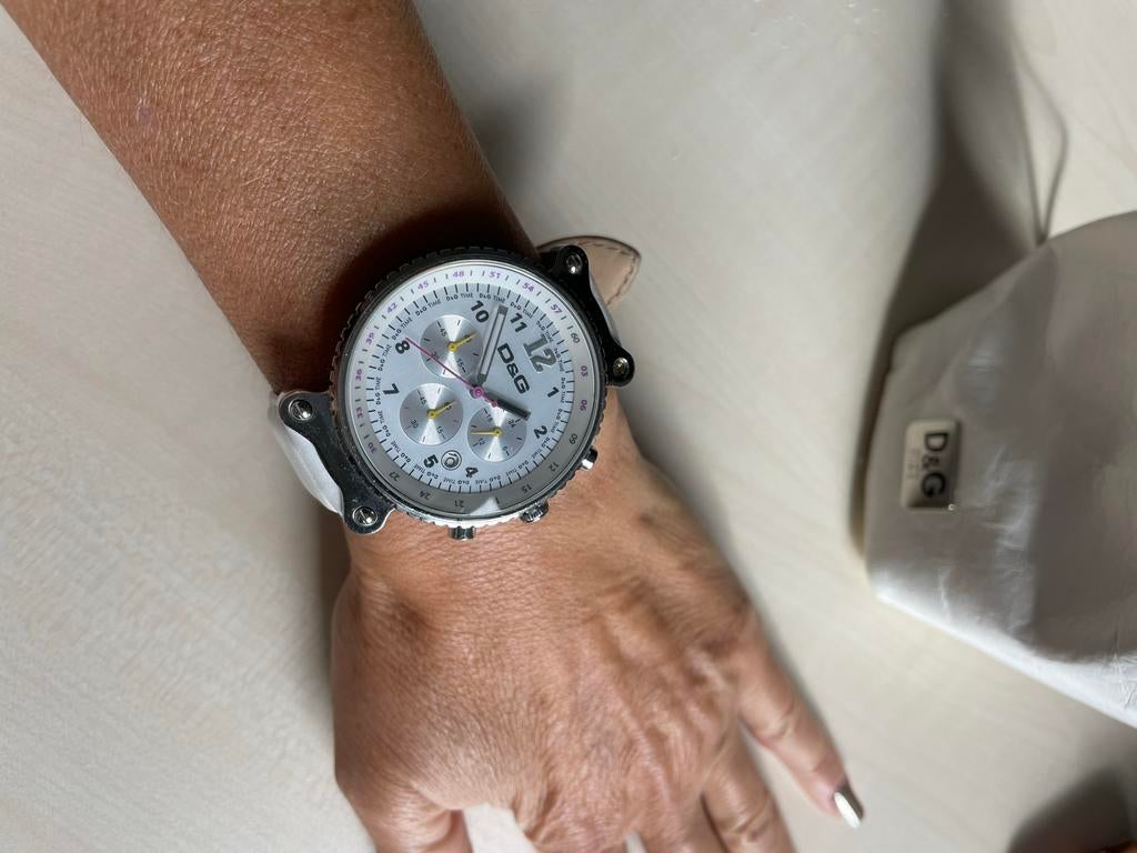 Dolce & Gabbana Horloge - Zo goed als nieuw!, Sieraden, Tassen en Uiterlijk, Horloges | Dames, Leer, Staal, Polshorloge, Ophalen of Verzenden
