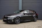 BMW 1-serie M140i LCI2 | Akrapovic | Schuifdak | HK | Camera, Auto's, BMW, Adaptive Cruise Control, Achterwielaandrijving, Gebruikt