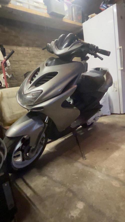 Yamaha Aerox 70cc, Fietsen en Brommers, Scooters | Yamaha, Zo goed als nieuw, Aerox, Maximaal 45 km/u, Tweetakt, Ophalen