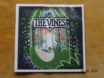 Vines - highly evolved    (CD)  beschikbaar voor biedingen