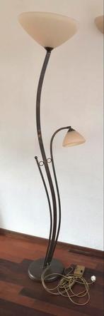 Sierlijke staande lamp met leeslamp, Huis en Inrichting, Lampen | Vloerlampen, Ophalen, Zo goed als nieuw, Glas, 100 tot 150 cm