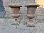2x Brocante Gietijzeren Tuinvaas (h=56cm, doorsnede=37cm), Ophalen, Zo goed als nieuw
