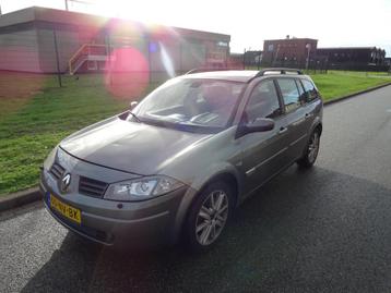 Renault Mégane Grand Tour 2.0-16V Privilège Luxe beschikbaar voor biedingen