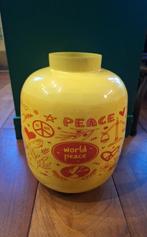 Vaas Peace no War, Overige materialen, Geel, Ophalen of Verzenden, Zo goed als nieuw