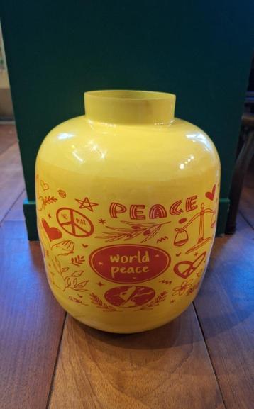 Vaas Peace no War  beschikbaar voor biedingen