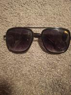 Lacoste Zonnebril - Stijlvol en beschermend!, Ophalen of Verzenden