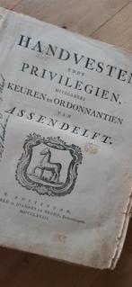 Historisch boek Handvesten en de Privilegien van Assendelft, Ophalen