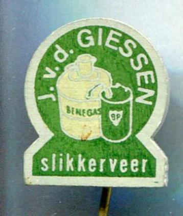 J. v.d. Giessen Slikkerveer BENEGAS BP blik speldje( M_088a) beschikbaar voor biedingen