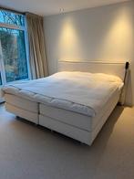 Beige twee persoonsbed van het merk Norma., Ophalen, Zo goed als nieuw, Tweepersoons, Beige