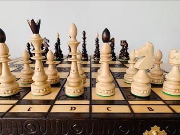 Luxe schaak groot Master of Chess Indian Nieuw Schaken beschikbaar voor biedingen