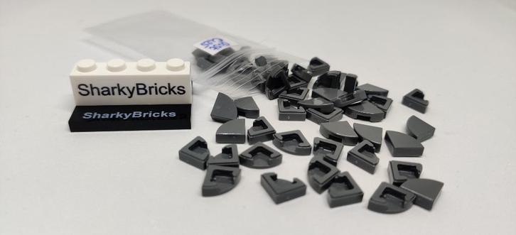 Lego Tile 1/4 Dots Donkergrijs per 50 stuks (Nieuw), Kinderen en Baby's, Speelgoed | Duplo en Lego, Nieuw, Lego, Losse stenen