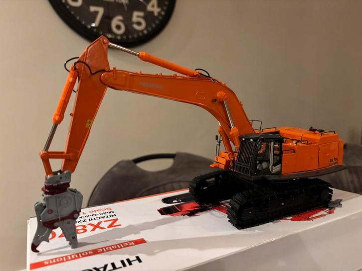 Hitachi ZX 870 1:50 / No Liebherr /WSI/, Hobby en Vrije tijd, Modelauto's | 1:50, Gebruikt, Hijskraan, Tractor of Landbouw, Wsi