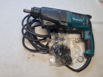 Makita HR2611 boorhamer defect voor reparatie  beschikbaar voor biedingen