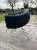 2 x Lederen vintage design Tullip  club chairs., Zo goed als nieuw, Ophalen