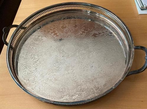 Groot rond verzilverd dienblad elegant bolpoten & handgrepen, Huis en Inrichting, Woonaccessoires | Dienbladen, Zo goed als nieuw