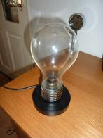 vaas en tafellamp . decoratie gloeilamp, Ophalen of Verzenden, Zo goed als nieuw, Glas, Minder dan 50 cm