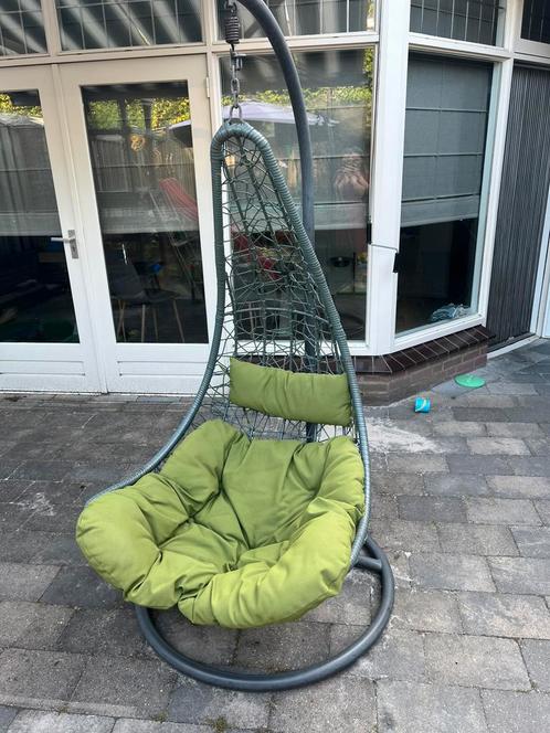 Hangstoel intratuin in prima staat, Tuin en Terras, Tuinstoelen, Gebruikt, Metaal, Ophalen
