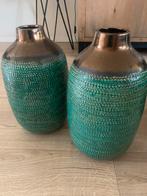 Twee petrol groene vazen, Ophalen, Aardewerk of Porselein, Zo goed als nieuw, Minder dan 50 cm