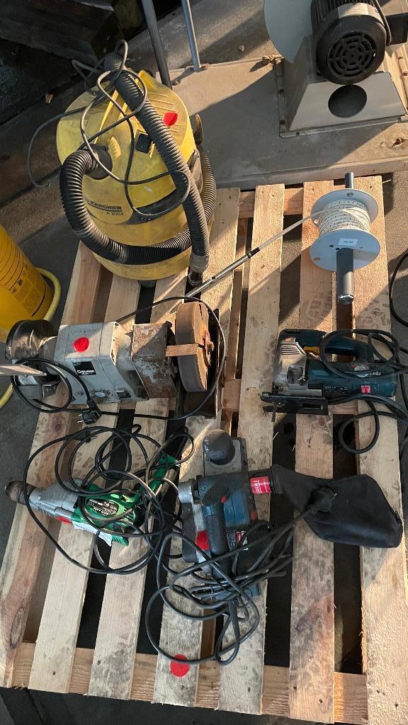 T.E.A.B. Partij gereedschap en werkplaatsmateriaal, Doe-het-zelf en Verbouw, Gereedschap | Handgereedschap, Gebruikt, Ophalen