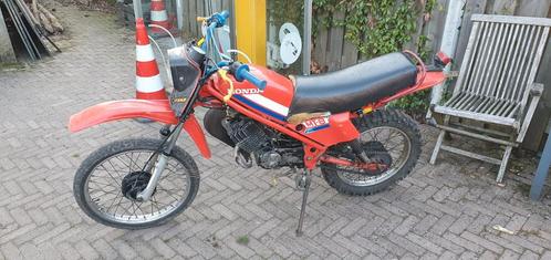 Te koop honda mt8 80cc 5 versnellingen, Fietsen en Brommers, Brommers | Schadebrommers, Overige merken, Ophalen