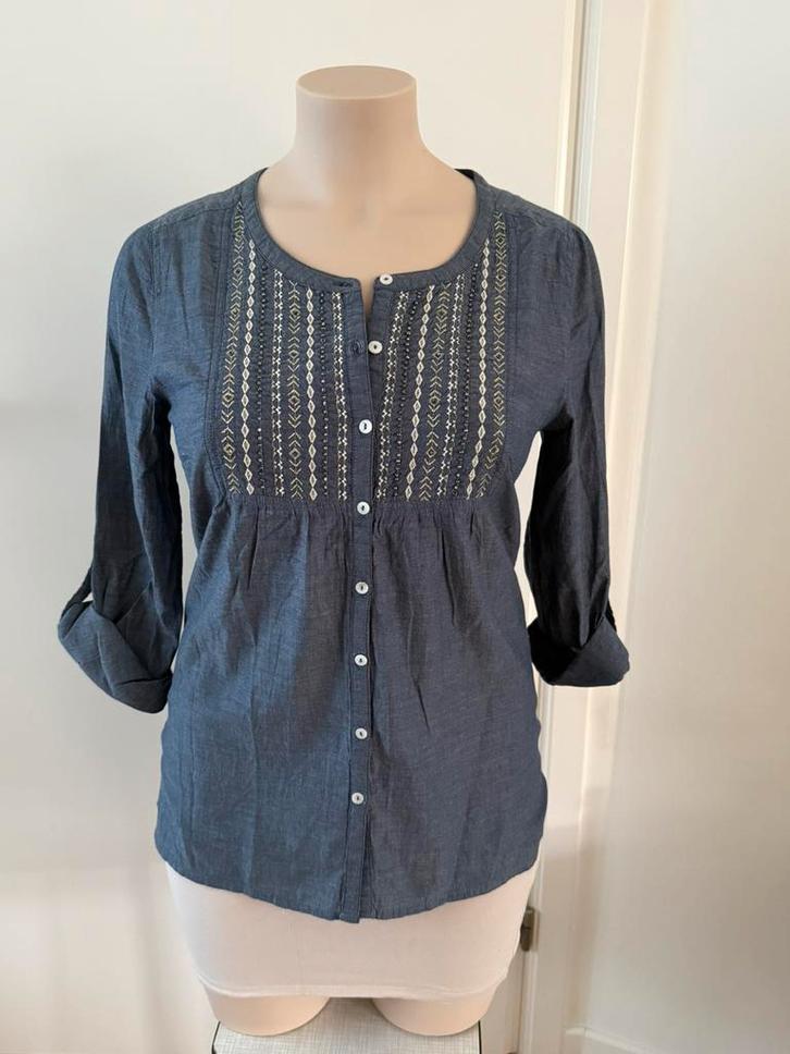Blouse Yessica C&A | maat 40 | blauw met stikpatroon, Kleding | Dames, Tops, Zo goed als nieuw, Maat 38/40 (M), Blauw, Lange mouw
