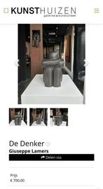 Driemaal de keramische XXL “Denker” van Giuseppe Lamers., Ophalen