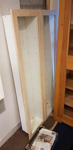 2 x berby vitrinekasten ikea op te hangen muur kleur grenen, Huis en Inrichting, Kasten | Vitrinekasten, Ophalen, Gebruikt, 50 tot 100 cm