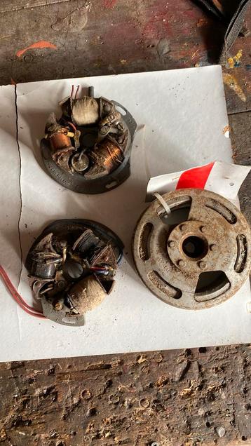 Komar  MR232 vliegwiel en ontsteking 2x beschikbaar voor biedingen