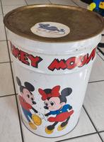 Groot oud metalen blik mickey mouse. Vintage verzamelaar. Di, Gebruikt, Ophalen of Verzenden, 20 tot 30 liter, Metaal