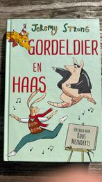 Jeremy Strong - Gordeldier en Haas, Ophalen of Verzenden, Zo goed als nieuw, Jeremy Strong