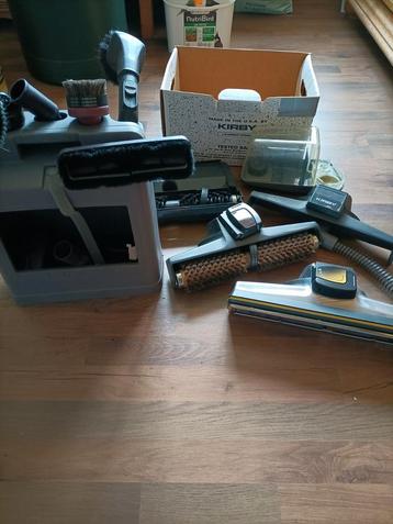 Kirby toebehoren  ( met Kirby schuurmachine) beschikbaar voor biedingen