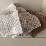 Fluffy babydekentje, Kinderen en Baby's, Dekens, Slaapzakjes en Inbakerproducten, Nieuw, Ophalen of Verzenden, 70 tot 85 cm, Deken