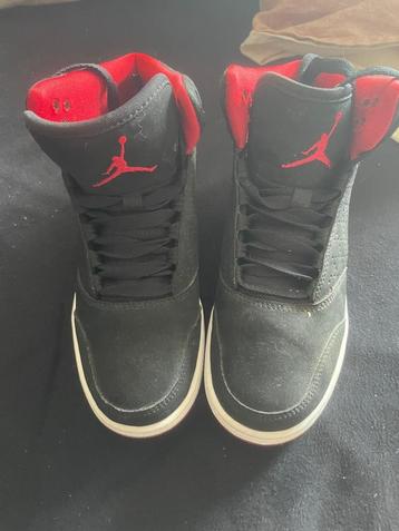 Jordan Schoenen Maat 36 - Zo Goed Als Nieuw! beschikbaar voor biedingen