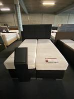 Elektrische zwarte bed 140x200, Tuin en Terras, Tuinsets en Loungesets, Ophalen of Verzenden, Zo goed als nieuw