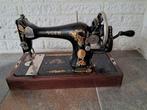 Oude singer naaimachine met koffer!, Antiek en Kunst, Antiek | Naaimachines, Ophalen